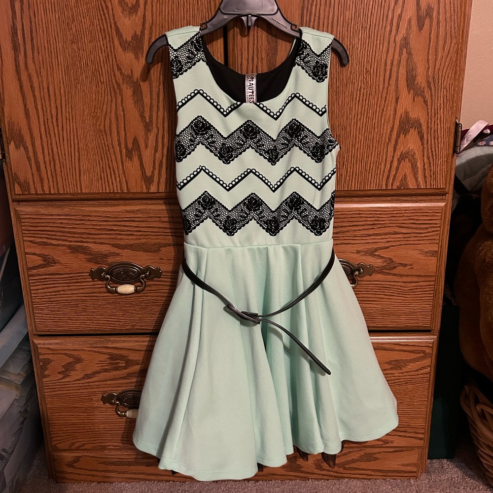 Beautees Mint Green and Black Dress - Girls size 7